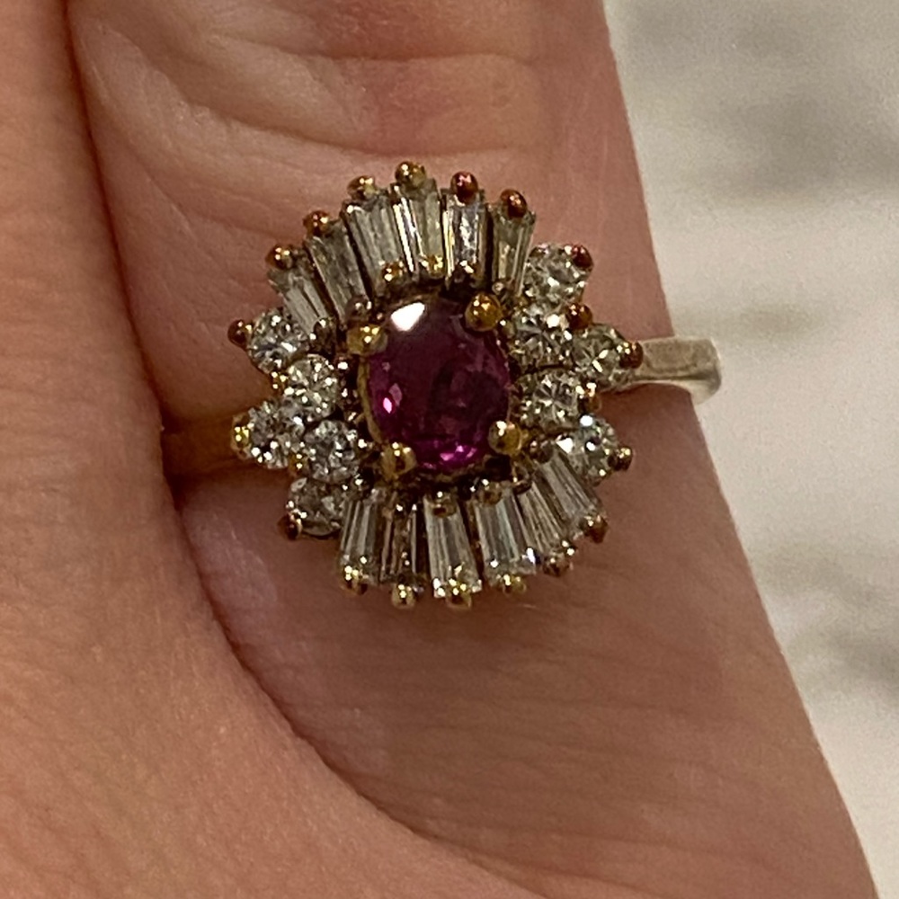 Vintage 14k ruby and diamond ballerina cocktail ring size 5.5
